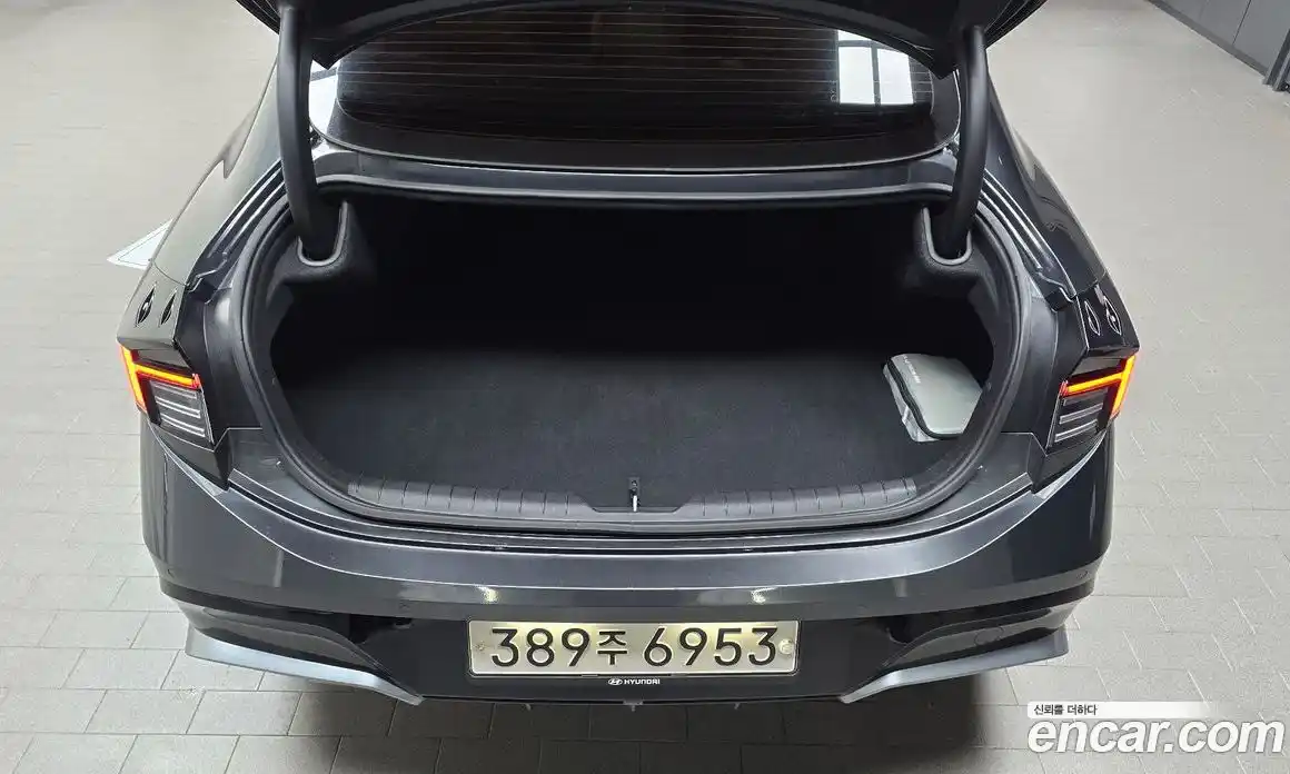 Hyundai Sonata 2024 2.0 Автомат в Москве № 111998, фото 16