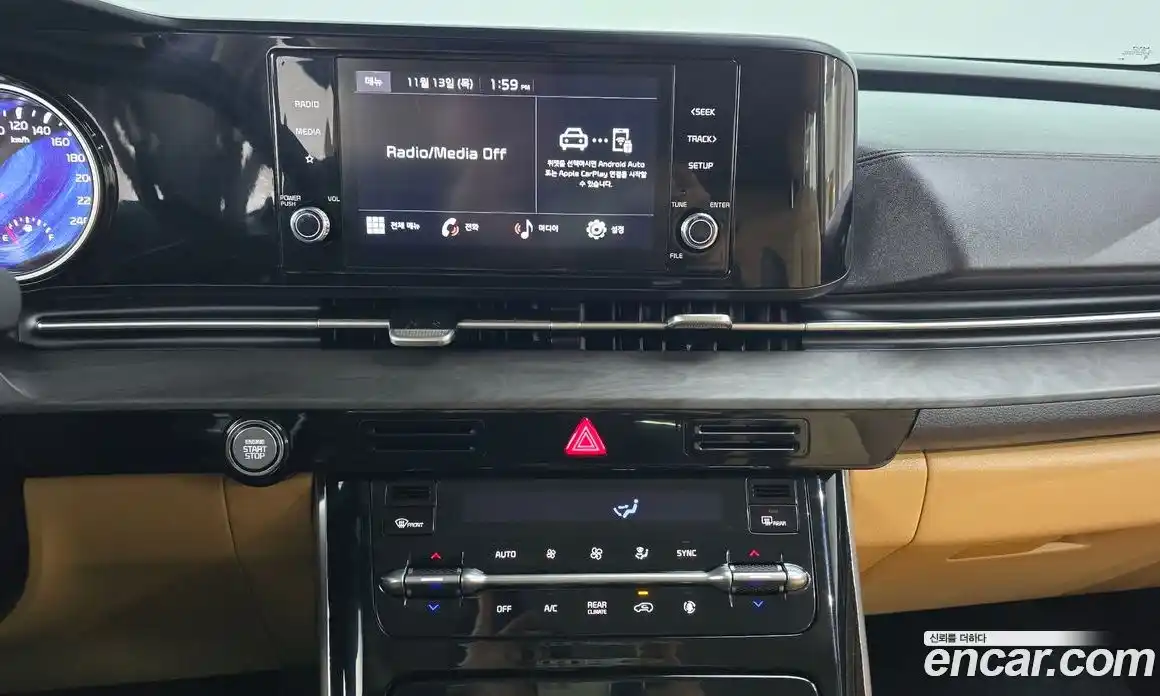 Kia Canival 2023 3.5 Автомат в Москве № 115002, фото 14