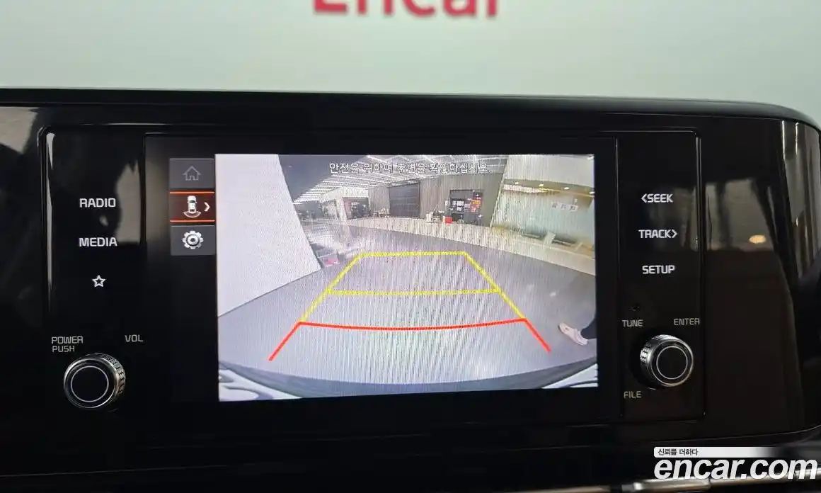 Kia Canival 2023 3.5 Автомат в Москве № 115002, фото 20