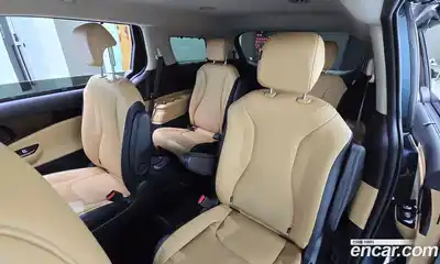 Kia Canival 2023 3.5 Автомат в Москве № 115002, миниатюра 2