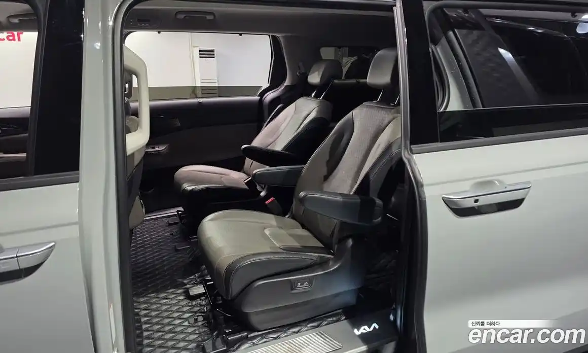 Kia Canival 2025 2.2 Автомат в Москве № 119907, фото 15