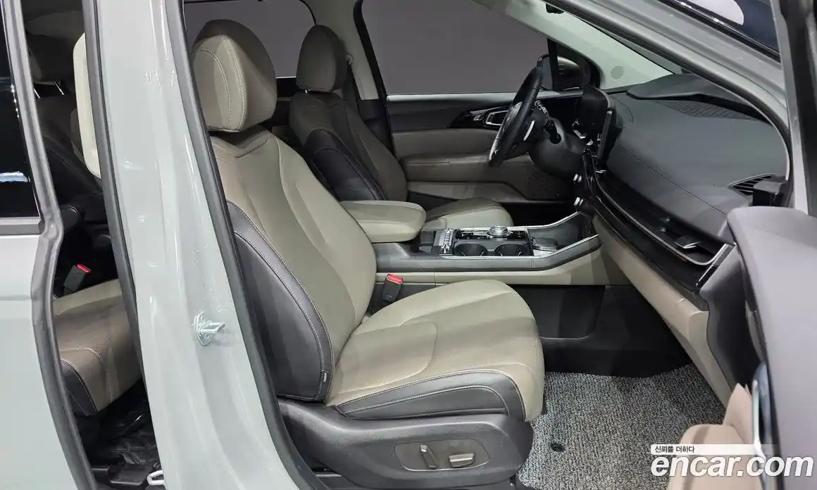 Kia Canival 2025 2.2 Автомат в Москве № 119907, фото 3