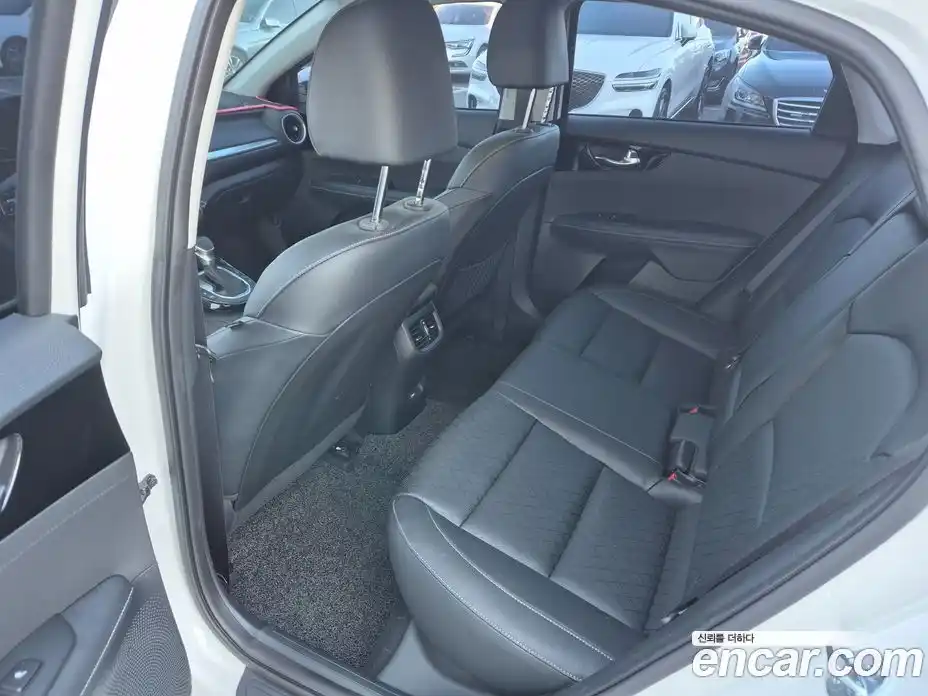 Kia K3 2024 1.6 Автомат в Москве № 121703, фото 18