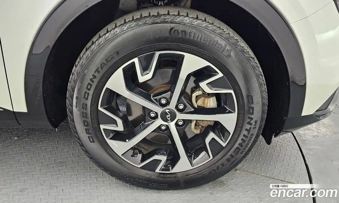 Kia Sportage 2023 1.6 Автомат в Москве № 121983, фото 10