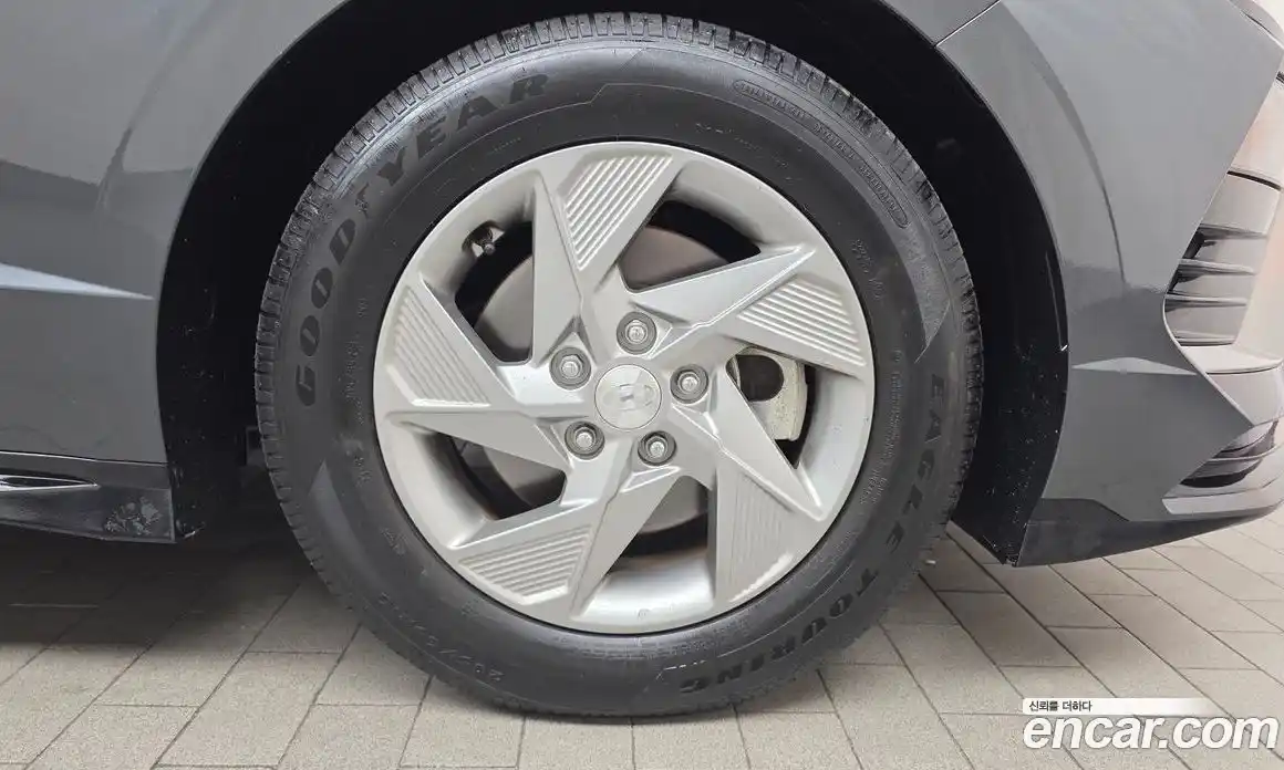 Hyundai Sonata 2024 2.0 Автомат в Москве № 123101, фото 15