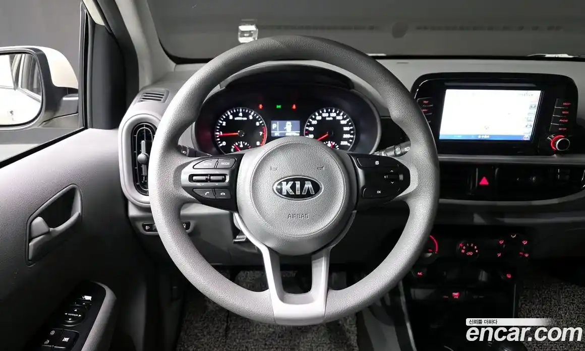 Kia Morning 2017 1.0 Автомат в Москве № 123459, фото 6