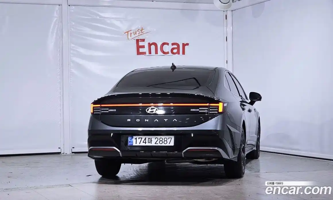 Hyundai Sonata 2024 1.6 Автомат в Москве № 125708, фото 3