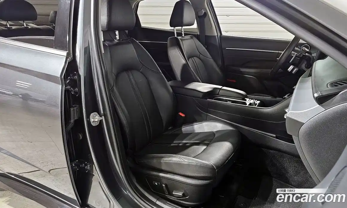 Hyundai Sonata 2024 1.6 Автомат в Москве № 125708, фото 7