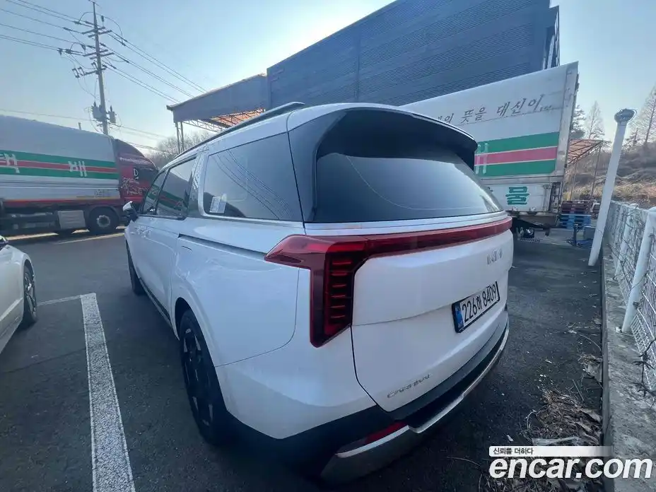 Kia Canival 2025 1.6 Автомат в Москве № 128360, фото 4