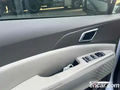 Kia Canival 2025 1.6 Автомат в Москве № 128360, миниатюра 7