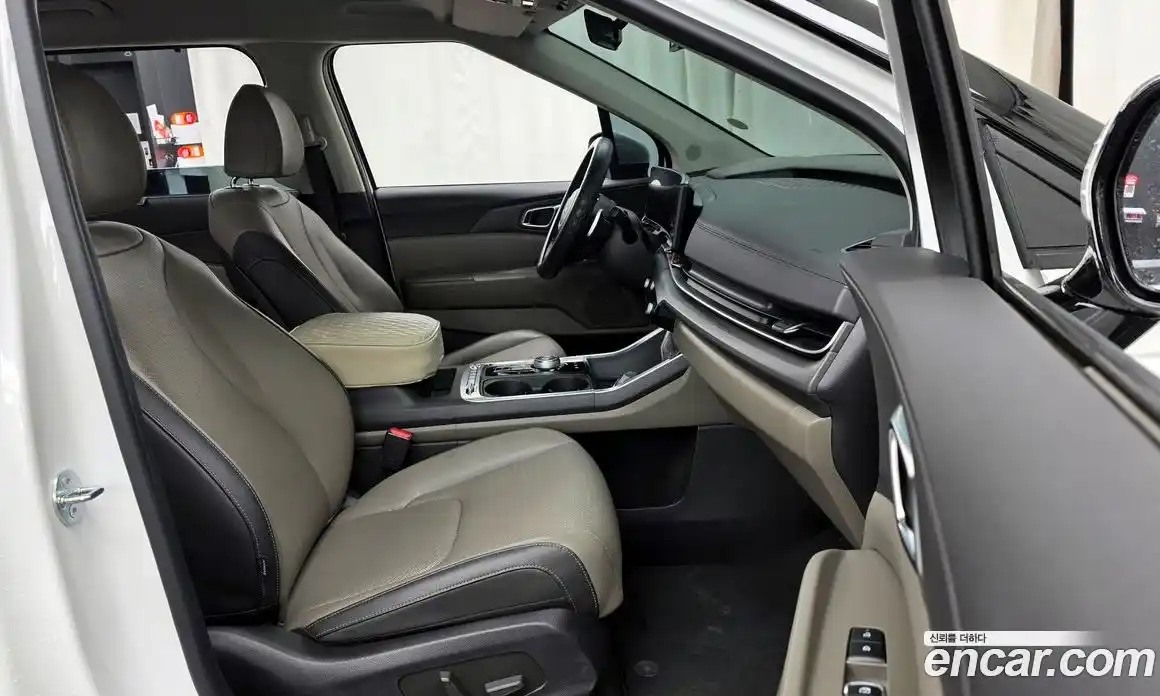 Kia Canival 2024 3.5 Автомат в Москве № 128608, фото 11