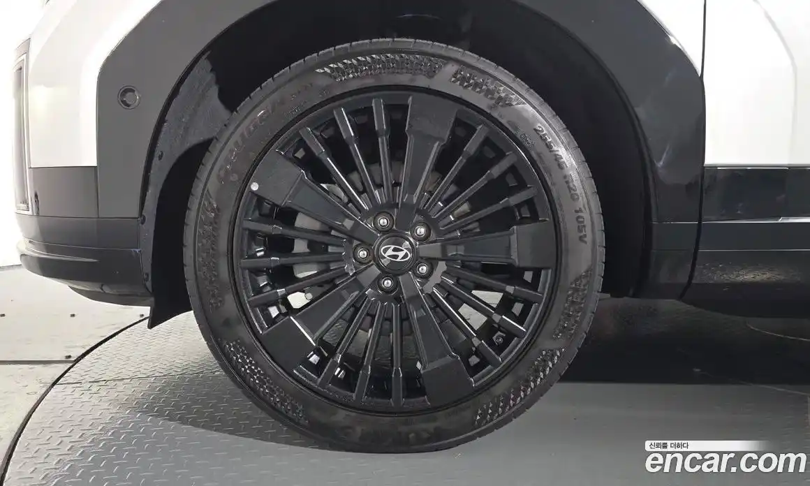 Hyundai Santa Fe 2024 1.6 Автомат в Москве № 130273, фото 18