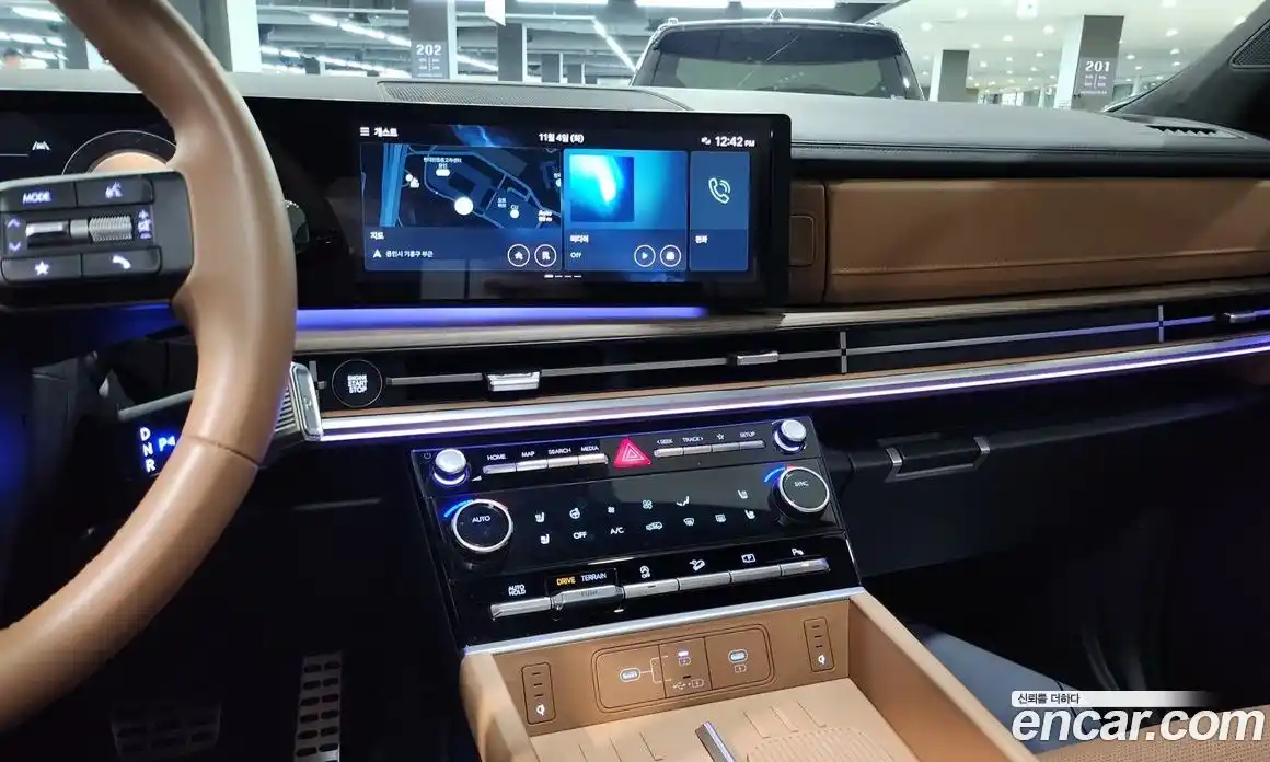 Hyundai Santa Fe 2025 2.5 Автомат в Москве № 130594, фото 13