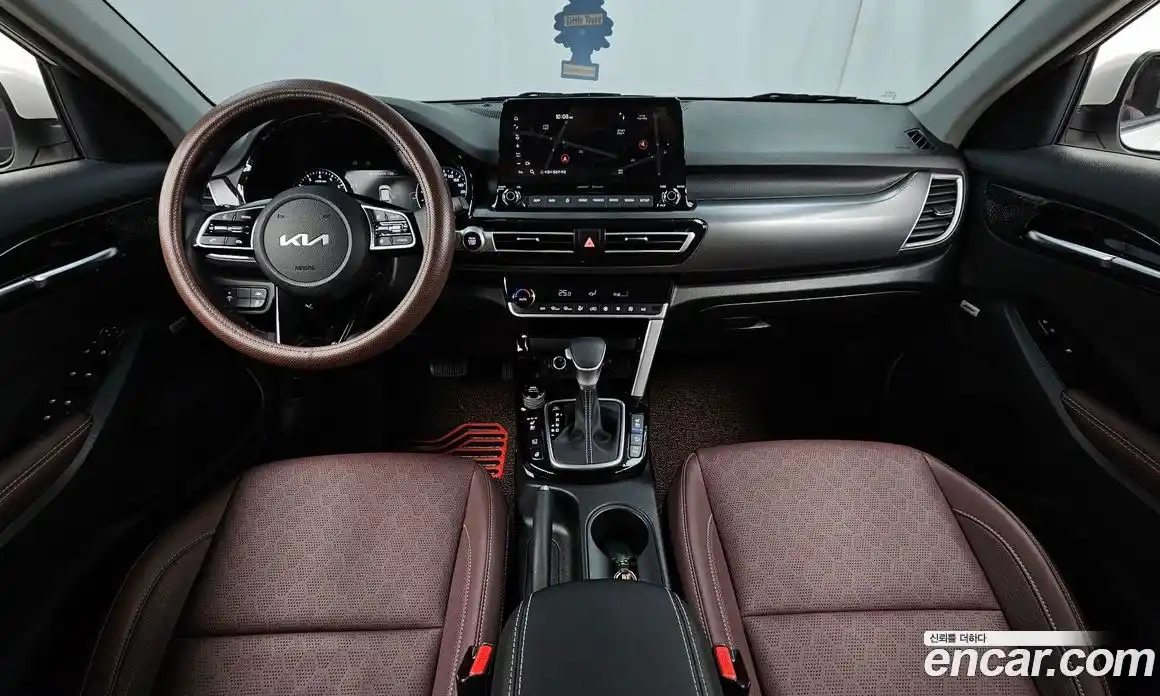 Kia Seltos 2023 1.6 Автомат в Москве № 133791, фото 8