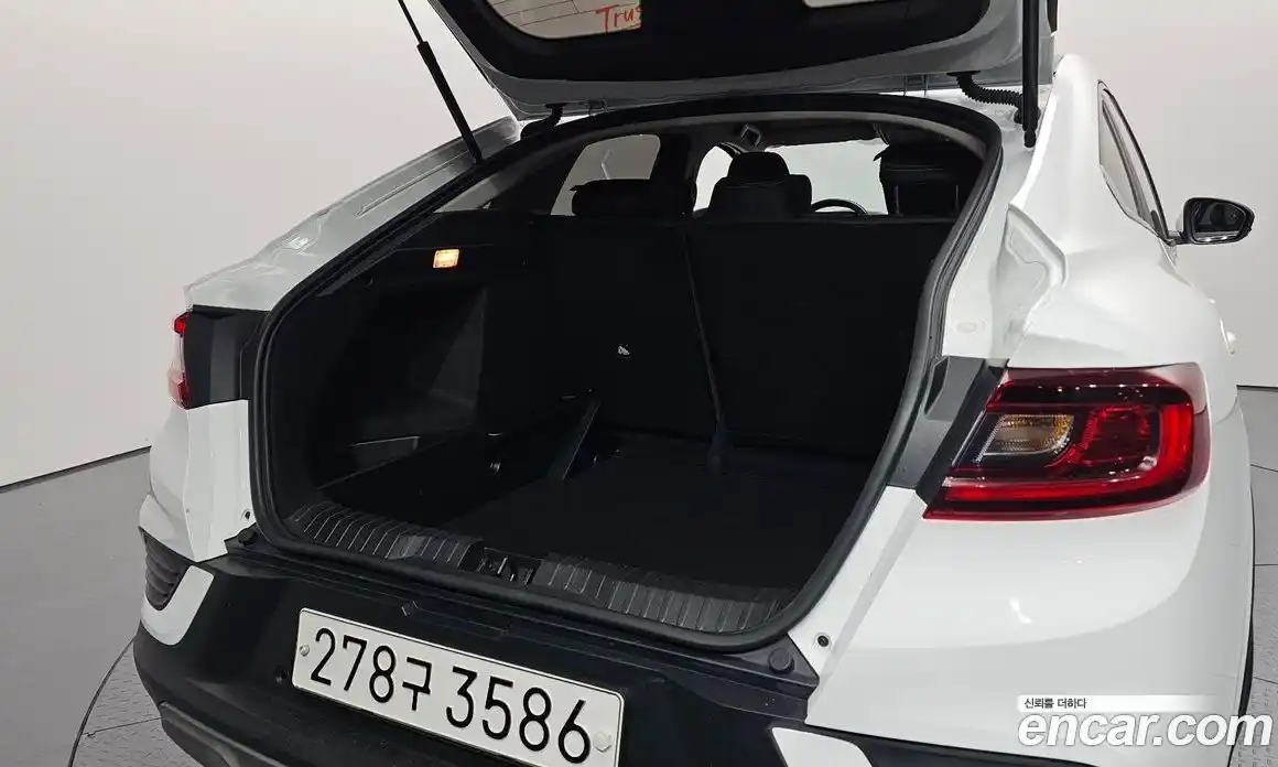 Renault XM3 2023 1.6 Автомат в Москве № 139063, фото 15