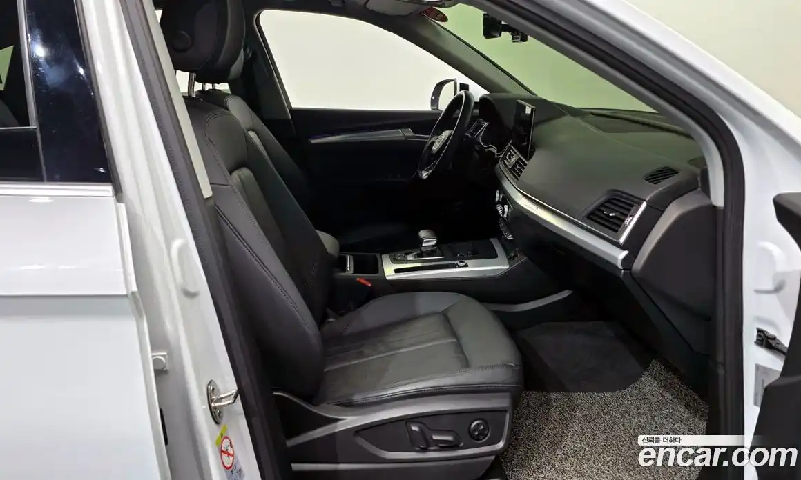 Audi Q5 2022 2.0 Автомат в Москве № 139450, фото 12