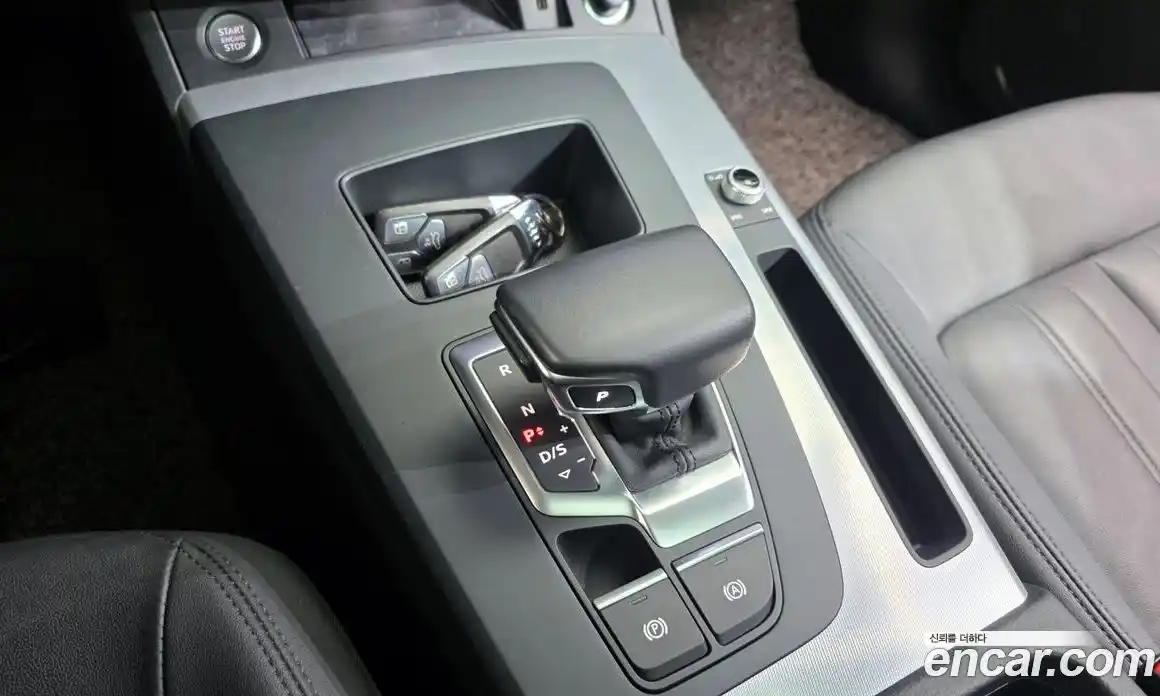 Audi Q5 2022 2.0 Автомат в Москве № 139450, фото 9