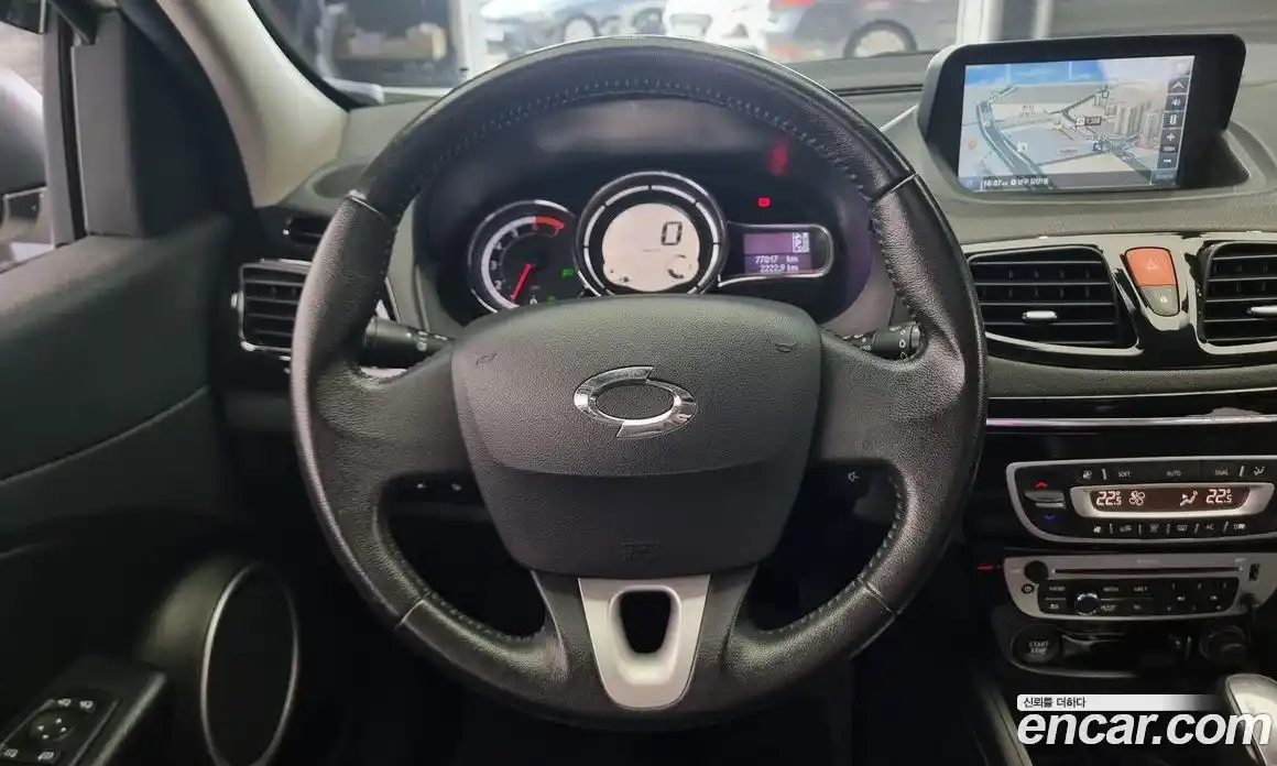 Renault SM3 2016 1.6 Автомат в Москве № 140885, фото 13