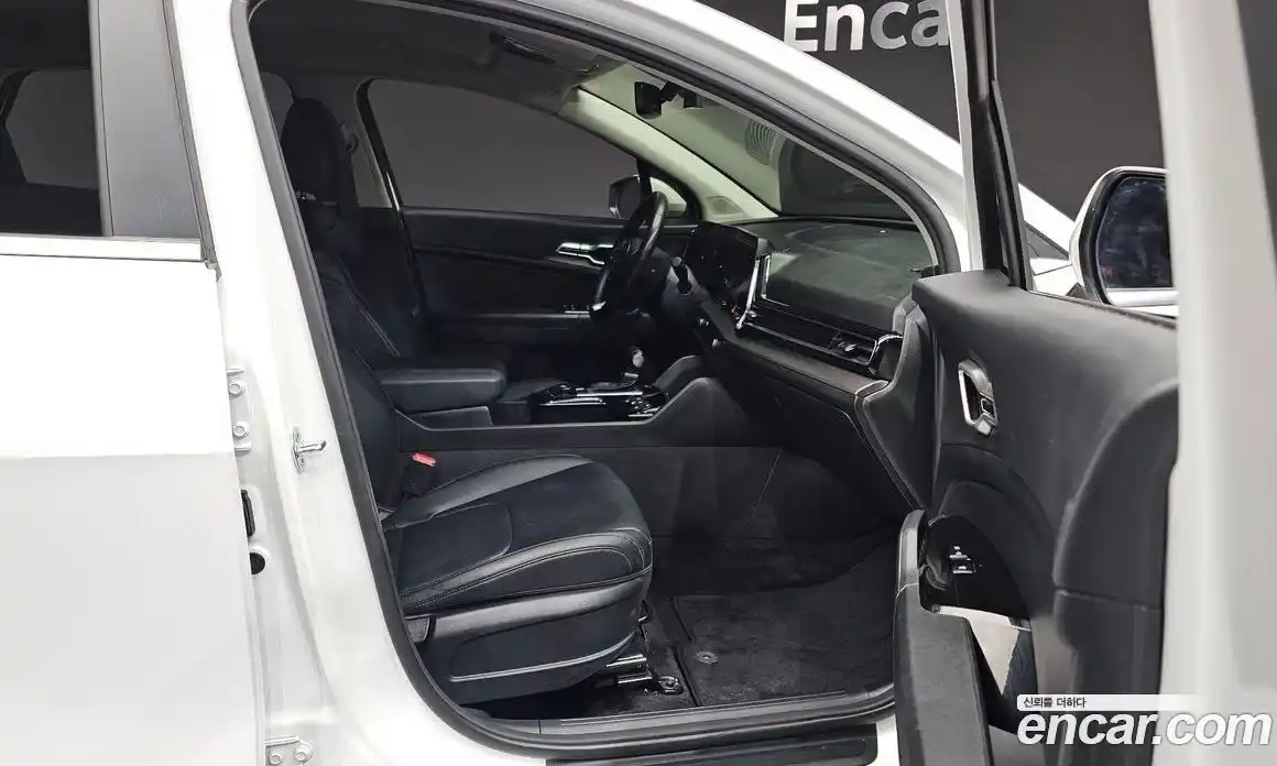 Kia Sportage 2023 1.6 Автомат в Москве № 14492, фото 8