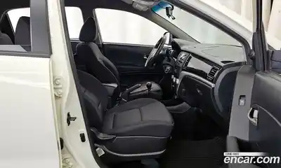 SsangYong Korando 2012 2.0 Механическая в Москве № 146650, миниатюра 11