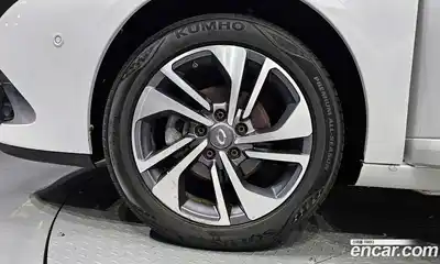 Renault SM3 2017 1.6 Автомат в Москве № 147778, миниатюра 5