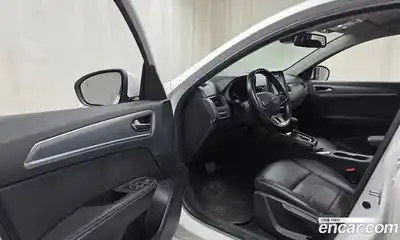 Renault XM3 2023 1.6 Автомат в Москве № 148431, миниатюра 2