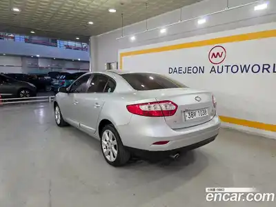 Renault SM3 2010 1.6 Автомат в Москве № 152574, миниатюра 3