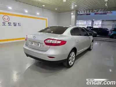 Renault SM3 2010 1.6 Автомат в Москве № 152574, миниатюра 5