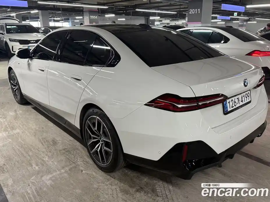 BMW 5-Series 2025 2.0 Автомат в Москве № 153167, фото 3