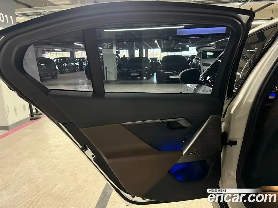 BMW 5-Series 2025 2.0 Автомат в Москве № 153167, фото 10