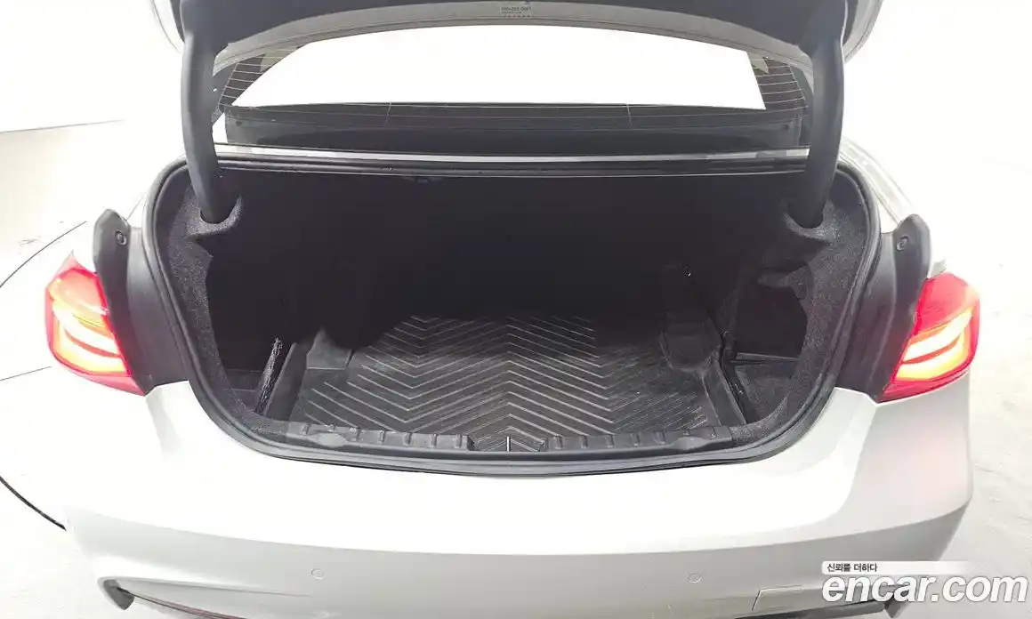 BMW 3-Series 2017 2.0 Автомат в Москве № 156478, фото 17