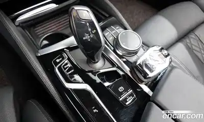 BMW 5-Series 2022 2.0 Автомат в Москве № 156779, миниатюра 2