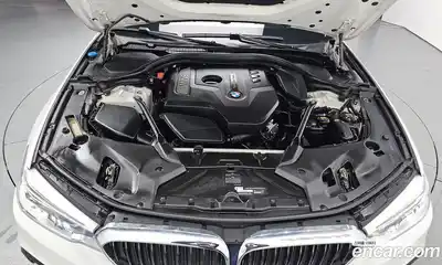 BMW 5-Series 2017 2.0 Автомат в Москве № 158300, миниатюра 6
