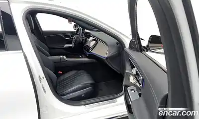 Mercedes-Benz E-Class 2025 2.0 Автомат в Москве № 160221, миниатюра 3