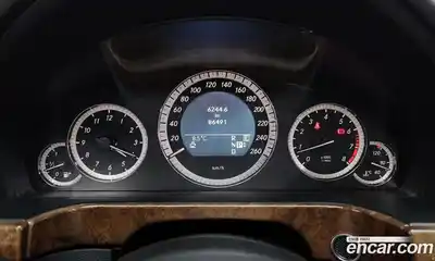 Mercedes-Benz E-Class 2011 3.5 Автомат в Москве № 161676, миниатюра 10