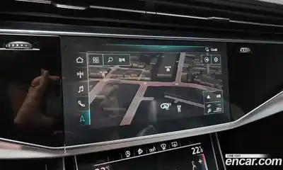 Audi Q8 2020 3.0 Автомат в Москве № 163149, миниатюра 9