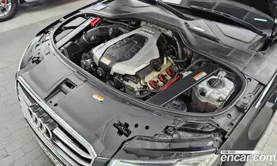 Audi A8 2015 3.0 Автомат в Москве № 163869, миниатюра 3