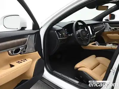 Volvo V90 2024 2.0 Автомат в Москве № 164157, миниатюра 11