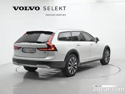 Volvo V90 2024 2.0 Автомат в Москве № 164157, миниатюра 2