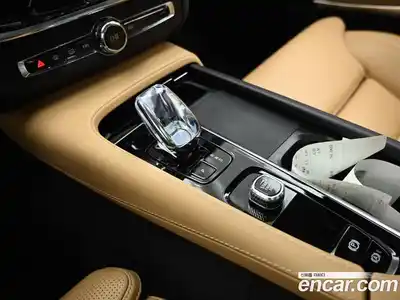 Volvo V90 2024 2.0 Автомат в Москве № 164157, миниатюра 9