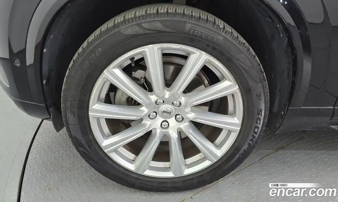 Volvo XC90 2017 2.0 Автомат в Москве № 164628, фото 13