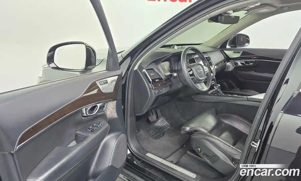 Volvo XC90 2017 2.0 Автомат в Москве № 164628, фото 15