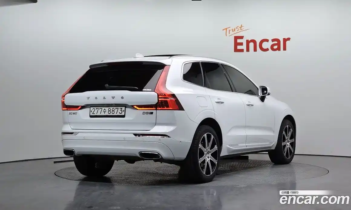 Volvo XC60 2020 2.0 Автомат в Москве № 164717, фото 11