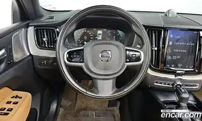 Volvo XC60 2020 2.0 Автомат в Москве № 164717, миниатюра 10