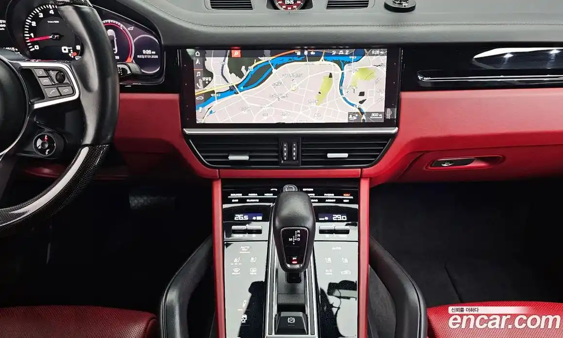 Porsche Cayenne 2021 3.0 Автомат в Москве № 165221, фото 4