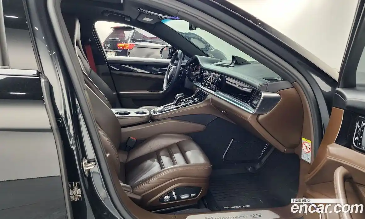 Porsche Panamera 2018 2.9 Автомат в Москве № 165662, фото 4