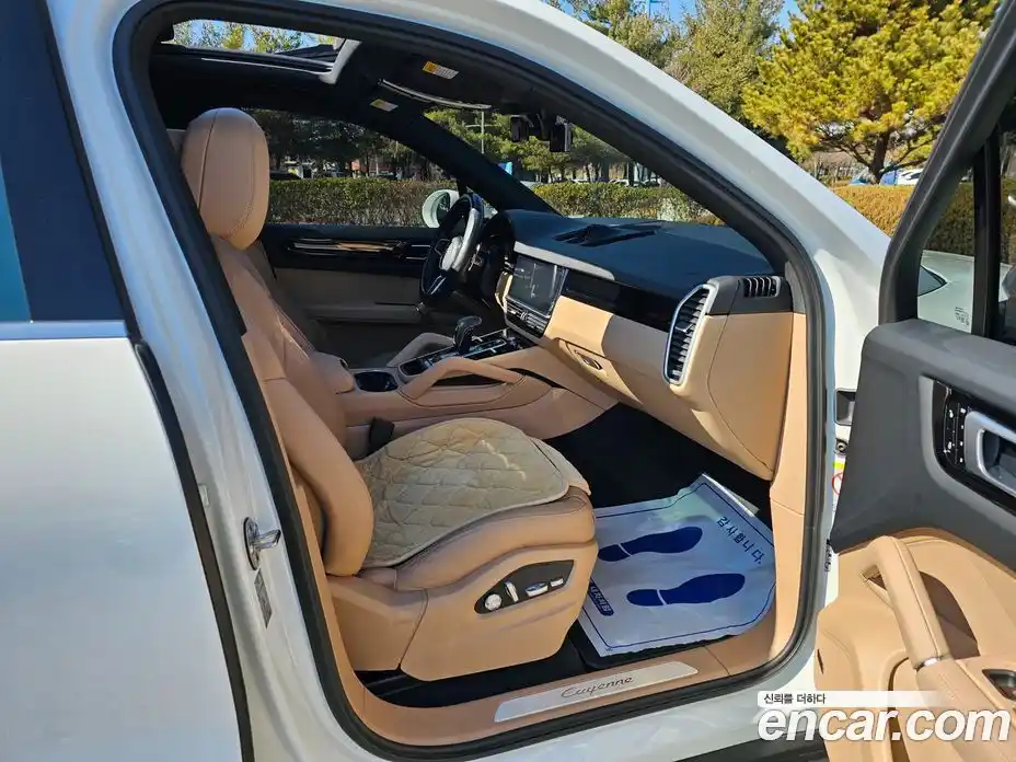 Porsche Cayenne 2019 3.0 Автомат в Москве № 165762, фото 12