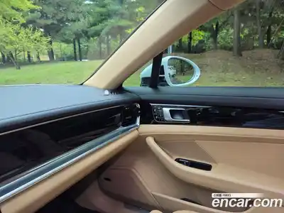 Porsche Panamera 2020 3.0 Автомат в Москве № 165846, миниатюра 6