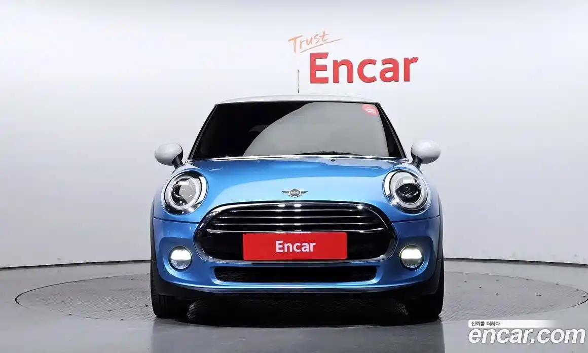 Mini Cooper 2019 1.5 Автомат в Москве № 166083, фото 12