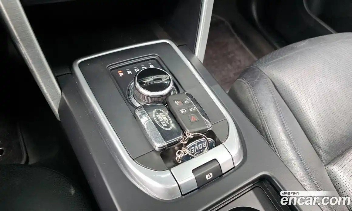 Land Rover Discovery Sport 2017 2.0 Автомат в Москве № 166695, фото 13